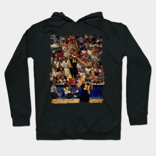 Antonio Davis, Bout To Throw it Down During, 1994 Hoodie
